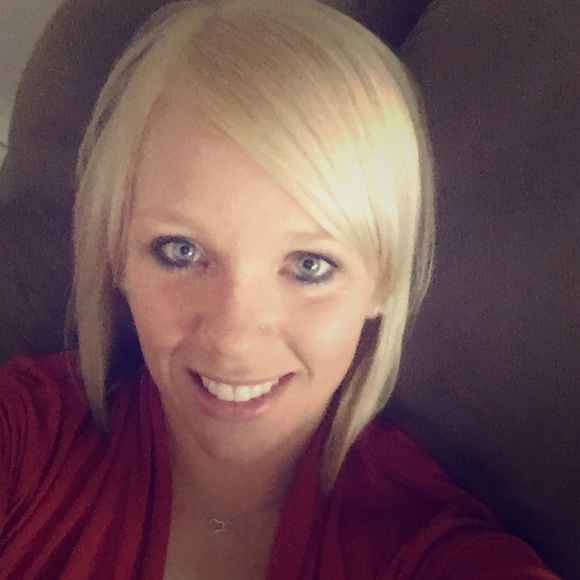 Meet your Posher, Jess - Picture 1 of 1